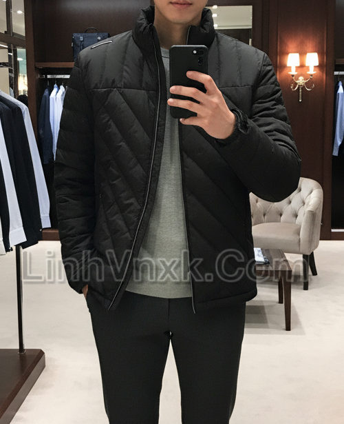 Áo khoác golf lông vũ Macaw màu đen