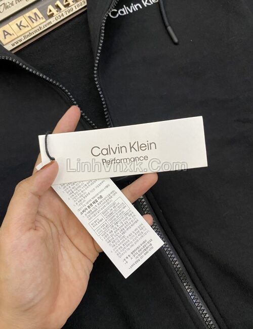 Áo khoác nỉ mũ đen Calvin Klein
