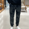 quần jogger nỉ bông Hollister màu rằn ri camo