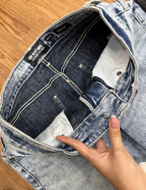 Quần jean co giãn form Straight